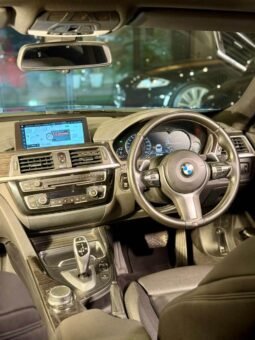 
										BMW 330i GT M Sport full									