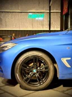
										BMW 330i GT M Sport full									