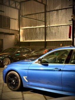 
										BMW 330i GT M Sport full									