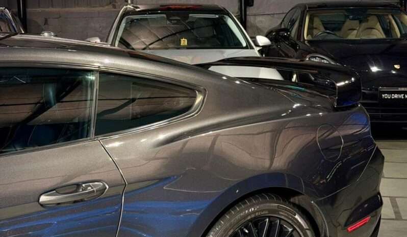 
								FORD MUSTANG GT 5.0 V8 full									