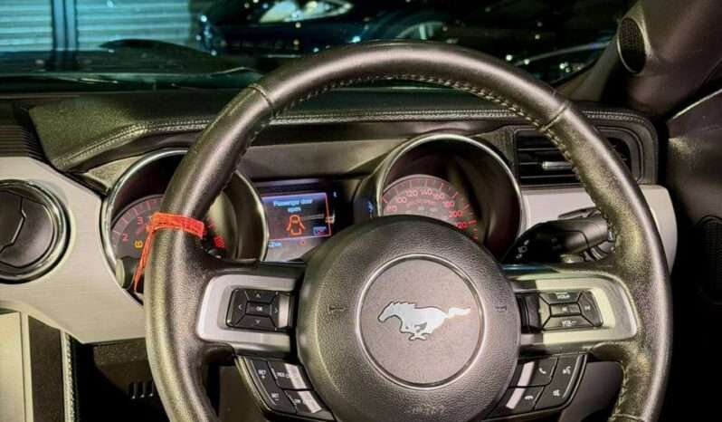 
								FORD MUSTANG GT 5.0 V8 full									