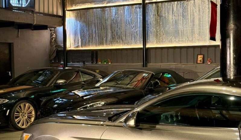 
								FORD MUSTANG GT 5.0 V8 full									