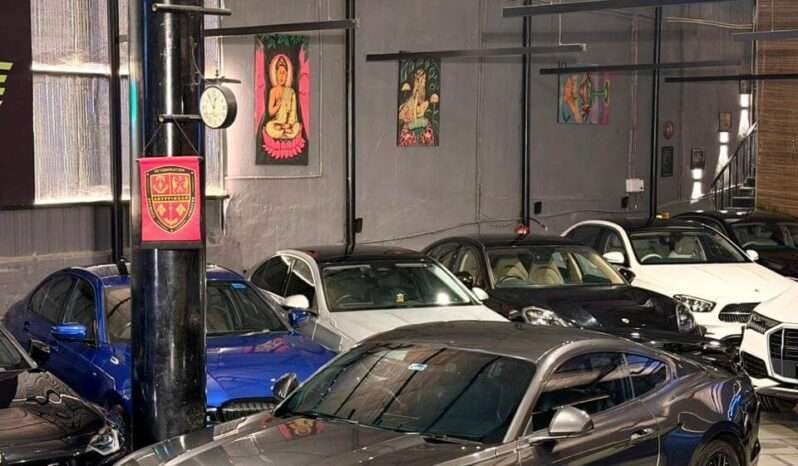 
								FORD MUSTANG GT 5.0 V8 full									