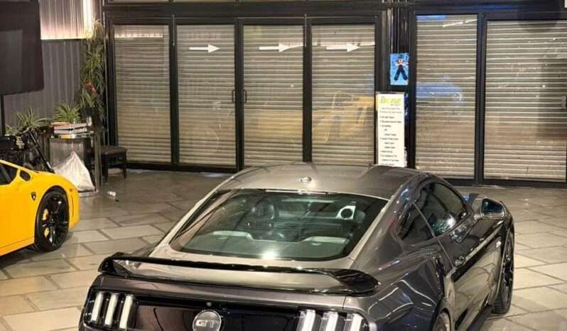 
								FORD MUSTANG GT 5.0 V8 full									