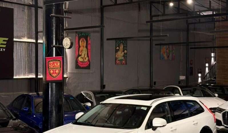 
								VOLVO V90 CROSS COUNTRY D5 full									