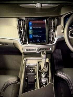 VOLVO V90 CROSS COUNTRY D5