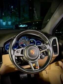 
										Porsche Cayenne 3.0 V6 full									