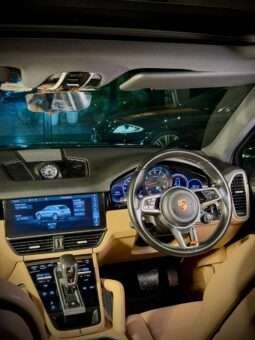 
										Porsche Cayenne 3.0 V6 full									