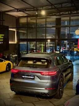 
										Porsche Cayenne 3.0 V6 full									