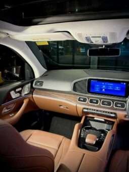 
										MERCEDES-BENZ GLE 300D EWB full									