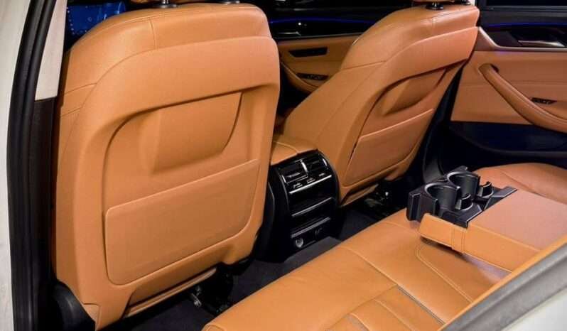 
								Bmw 520d Sportline full									