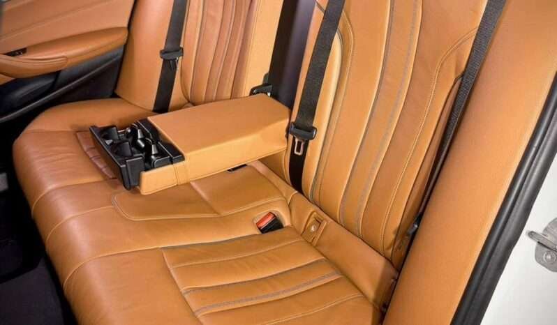 
								Bmw 520d Sportline full									