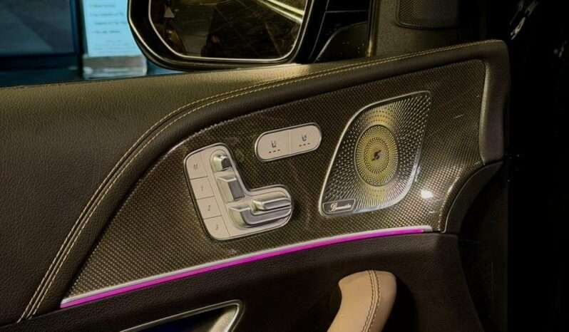 
								MERCEDES-BENZ GLE 53 AMG full									