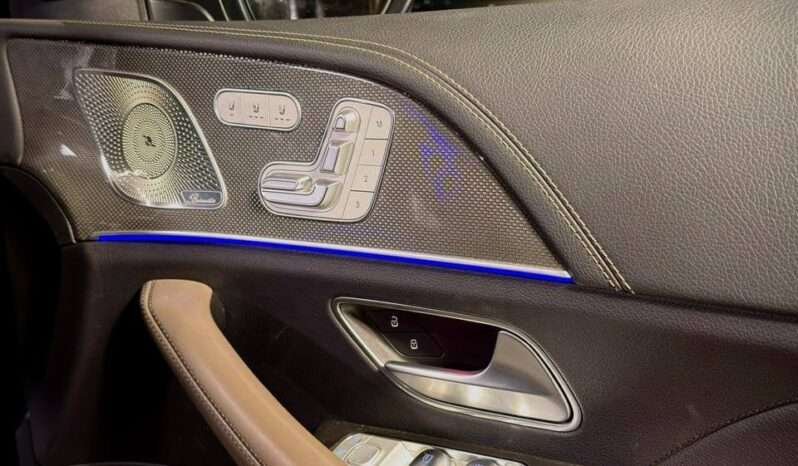 
								MERCEDES-BENZ GLE 53 AMG full									