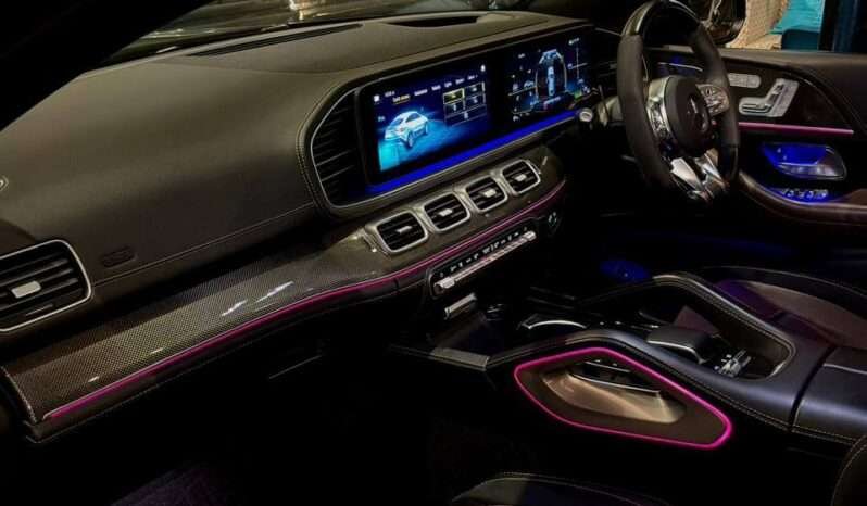 
								MERCEDES-BENZ GLE 53 AMG full									