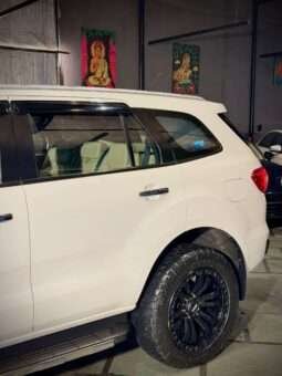 FORD ENDEAVOUR TITANIUM PLUS 3.2