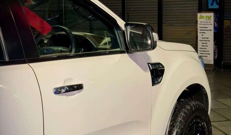 
								FORD ENDEAVOUR TITANIUM PLUS 3.2 full									