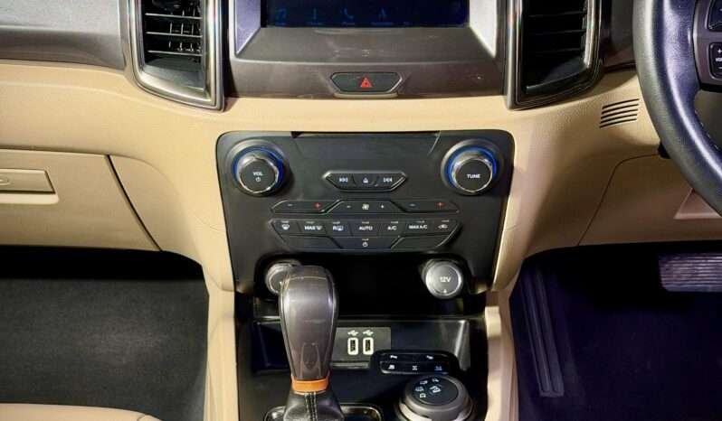 
								FORD ENDEAVOUR TITANIUM PLUS 3.2 full									