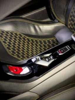 
										LAMBORGHINI HURACÁN LP 610-4 full									