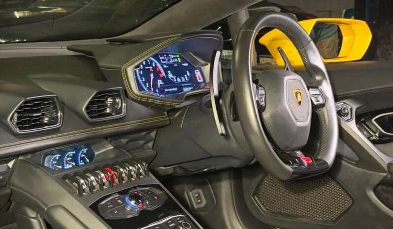 
								LAMBORGHINI HURACÁN LP 610-4 full									