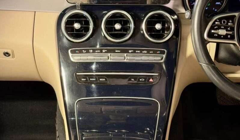 
								Mercedes-Benz C class (C200) full									