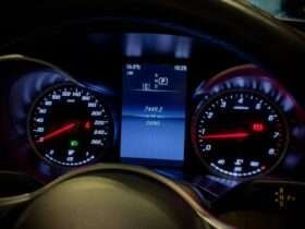 Mercedes-Benz C class (C200)