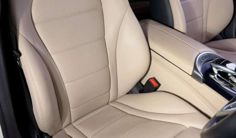 
								Mercedes-Benz C class (C200) full									