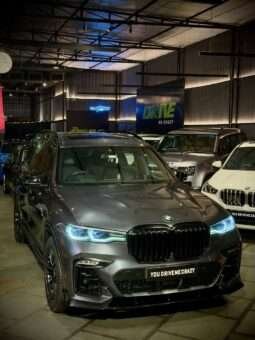 
										BMW X7 40i M SPORT full									