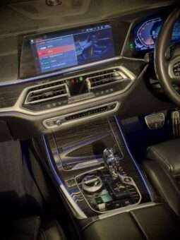 
										BMW X7 40i M SPORT full									