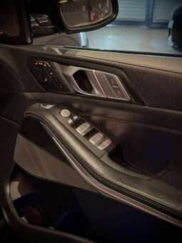 
										BMW X7 40i M SPORT full									