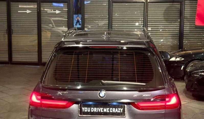 
								BMW X7 40i M SPORT full									