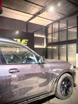 
										BMW X7 40i M SPORT full									