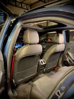 
										Mercedes-Benz A 35 AMG 4MATIC Limousine full									