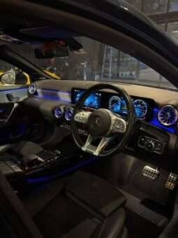 
										Mercedes-Benz A 35 AMG 4MATIC Limousine full									