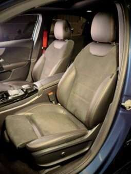 
										Mercedes-Benz A 35 AMG 4MATIC Limousine full									