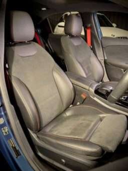 
										Mercedes-Benz A 35 AMG 4MATIC Limousine full									