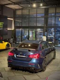 
										Mercedes-Benz A 35 AMG 4MATIC Limousine full									