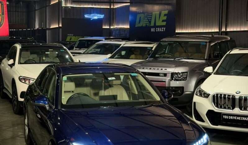 
								AUDI A4 40 TFSI TECHNOLOGY full									