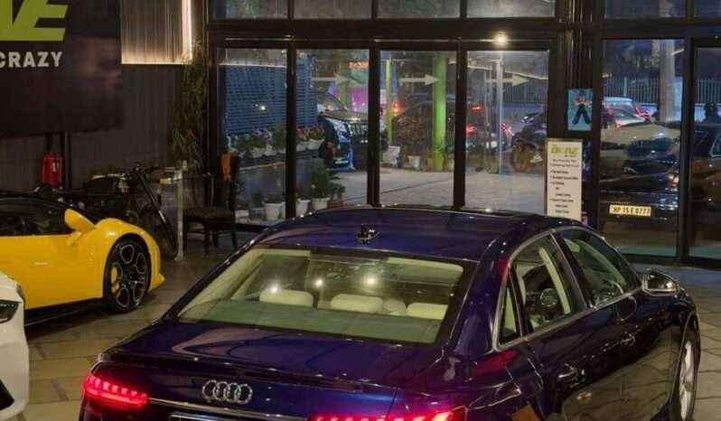 
								AUDI A4 40 TFSI TECHNOLOGY full									