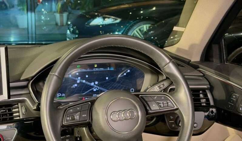 
								AUDI A4 40 TFSI TECHNOLOGY full									