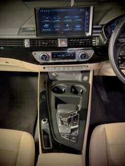 
										AUDI A4 40 TFSI TECHNOLOGY full									