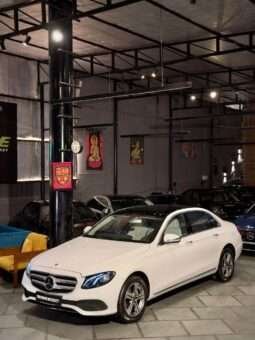 
										Mercedes-Benz E class E220d full									
