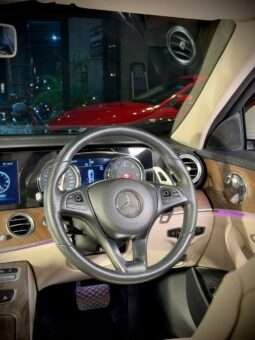 
										Mercedes-Benz E class E220d full									