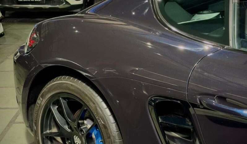 
								Porsche 718 Cayman full									