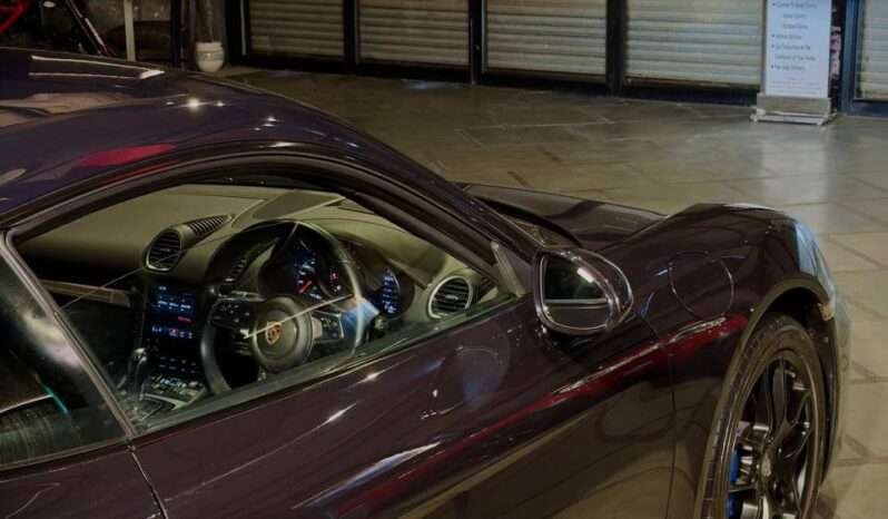 
								Porsche 718 Cayman full									