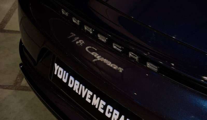 
								Porsche 718 Cayman full									