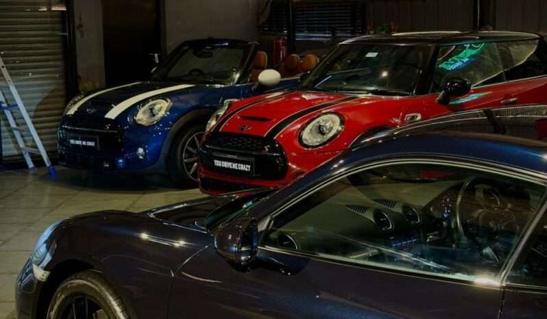 
								Porsche 718 Cayman full									