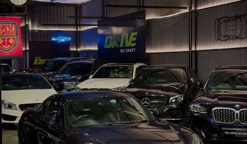 
								Porsche 718 Cayman full									