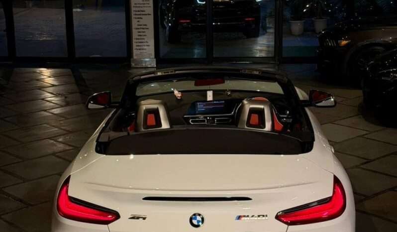 
								BMW Z4 M Sport M40i | Convertible full									