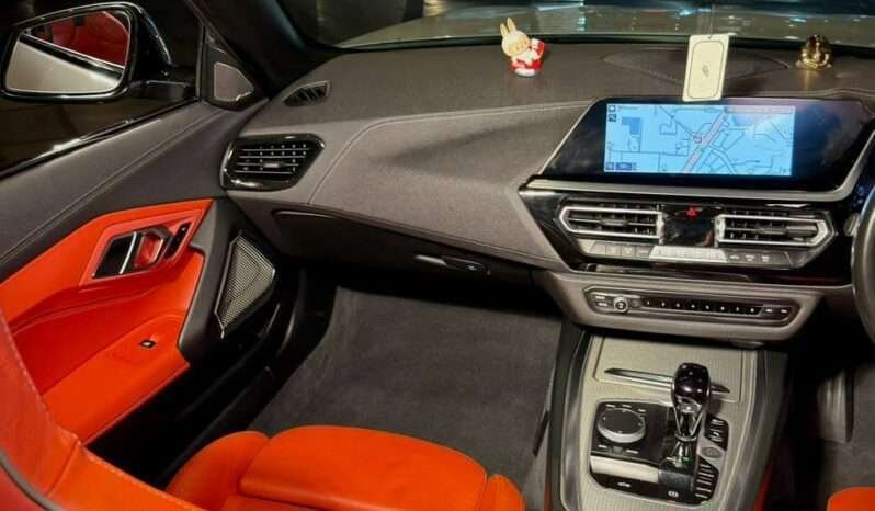 
								BMW Z4 M Sport M40i | Convertible full									